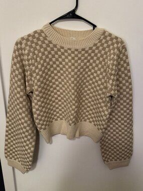 checkered long sleeve sweater
